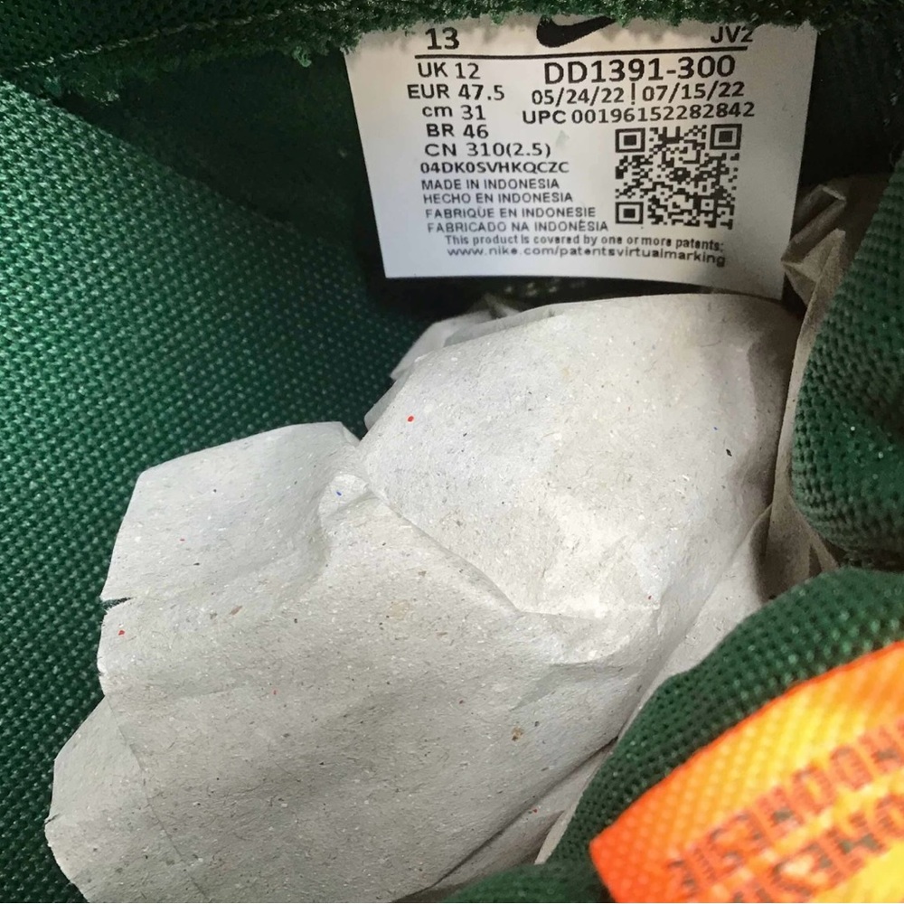 Nike Dunk Low Retro “Miami Hurricanes” 2024 - Picture 3 of 3